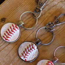 Load image into Gallery viewer, Baseball Seam Keychain
