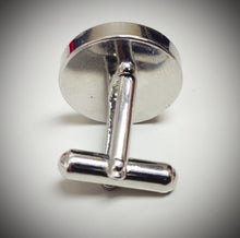 Load image into Gallery viewer, Baseball Seam Cufflinks
